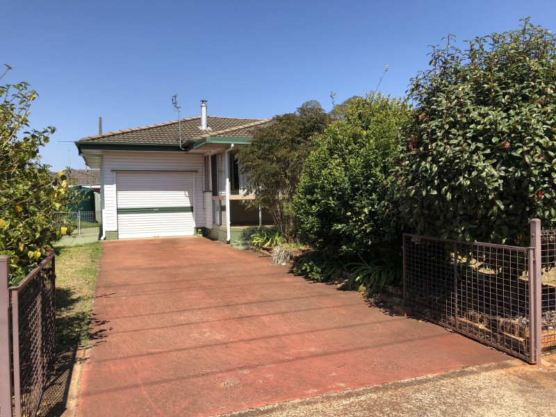 292 North Street, Rockville QLD 4350