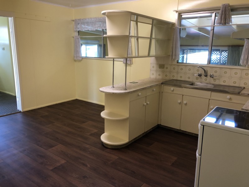 292 North Street, Rockville QLD 4350