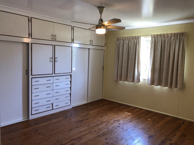 292 North Street, Rockville QLD 4350