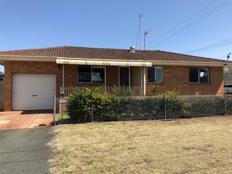 290 North Street, Rockville QLD 4350