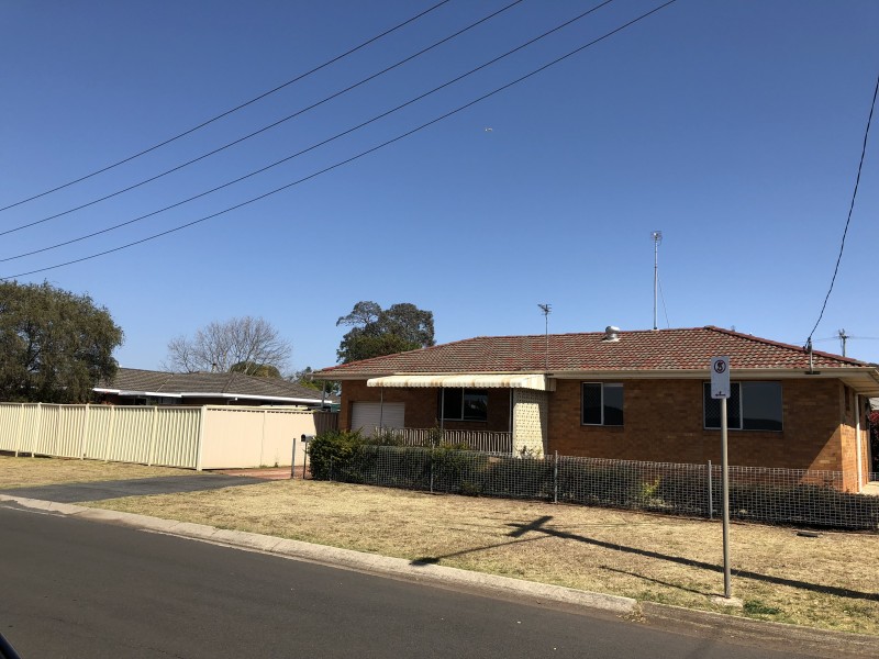 290 North Street, Rockville QLD 4350