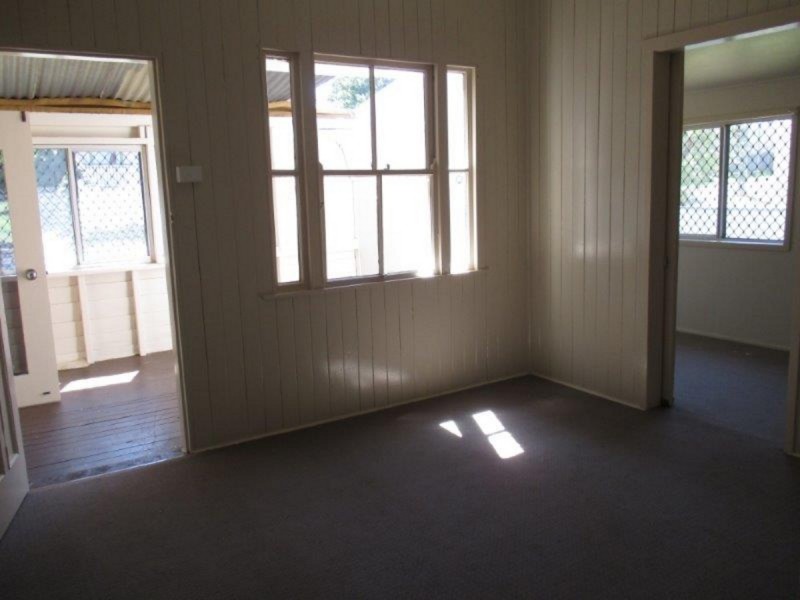 8 Moffatt Street, Toowoomba City QLD 4350