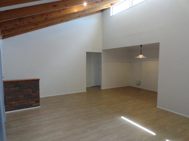 12 Broadfoot Street, Kearneys Spring QLD 4350