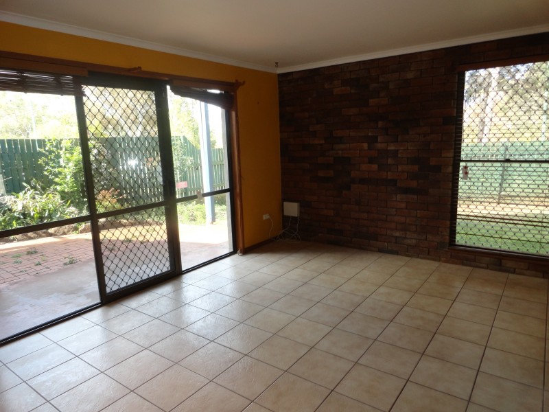 1 Cassia Street, Centenary Heights QLD 4350