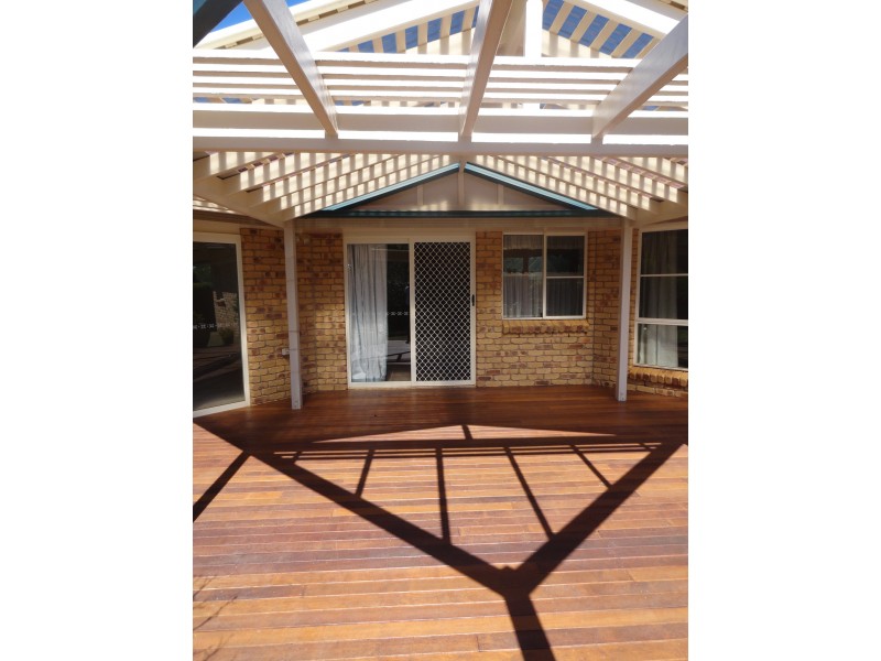 117 Spring Street, Middle Ridge QLD 4350