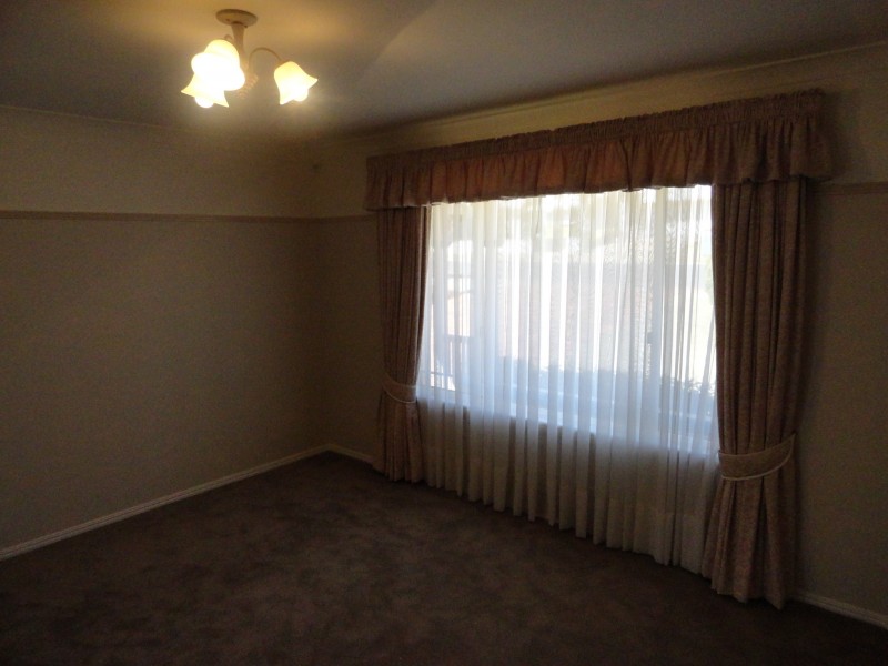 117 Spring Street, Middle Ridge QLD 4350