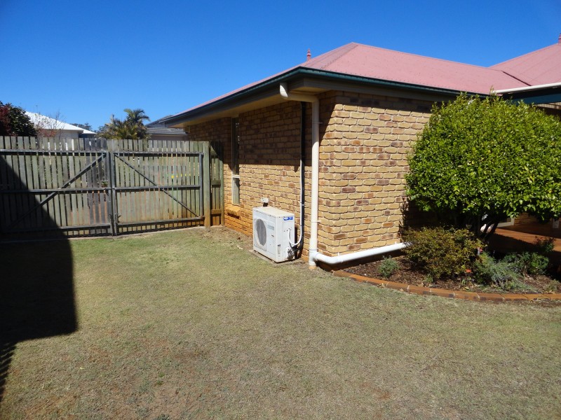 117 Spring Street, Middle Ridge QLD 4350
