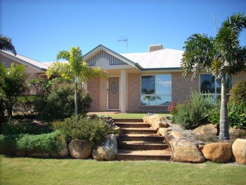 574 Hume Street, Middle Ridge QLD 4350