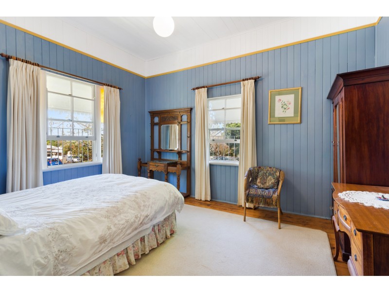 19 Somme Street, North Toowoomba QLD 4350