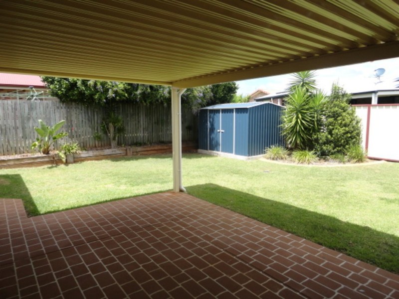 146 Spring Street, Middle Ridge QLD 4350