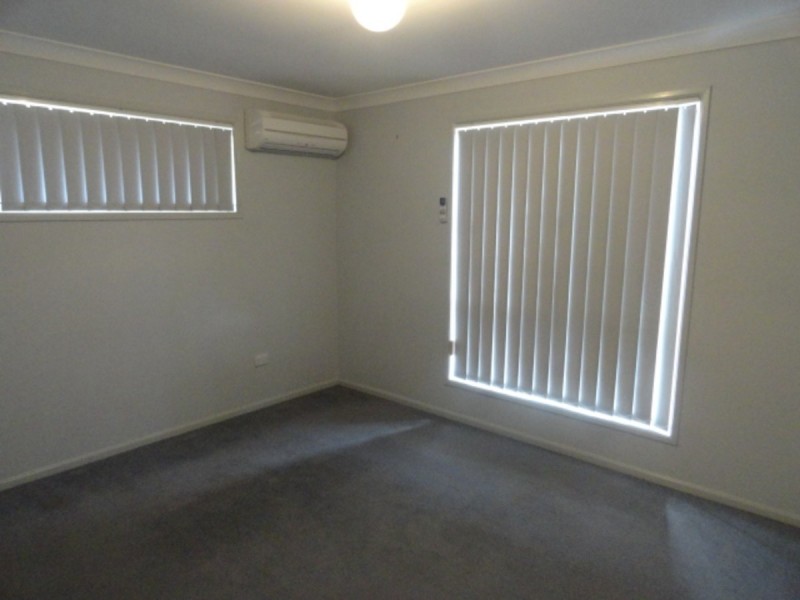 146 Spring Street, Middle Ridge QLD 4350