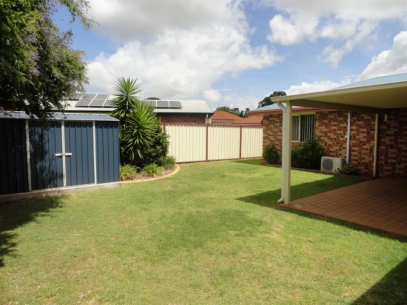146 Spring Street, Middle Ridge QLD 4350