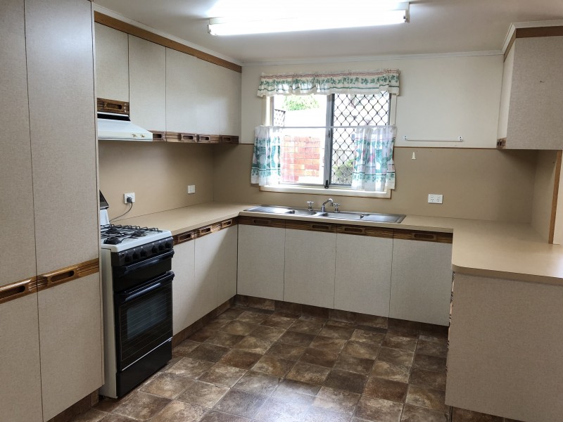 29 Sardon Street, Centenary Heights QLD 4350