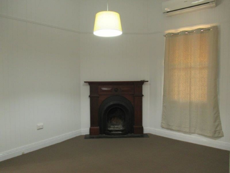 16 Kennedy Street, North Toowoomba QLD 4350