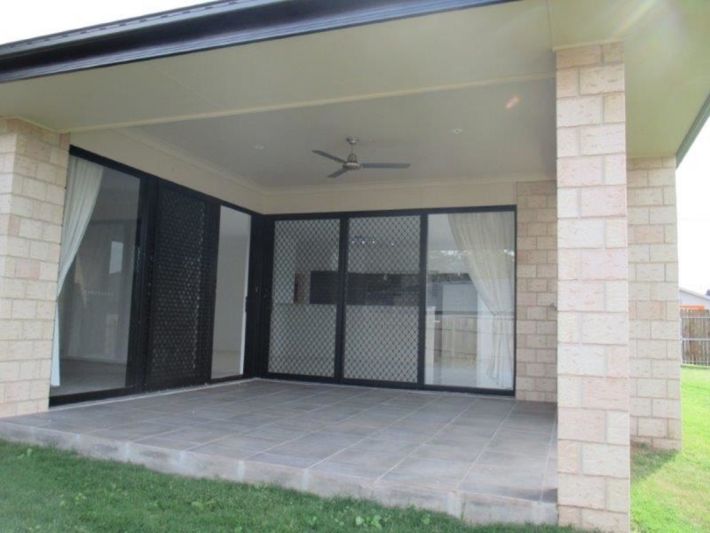 414 Mackenzie Street, Middle Ridge QLD 4350