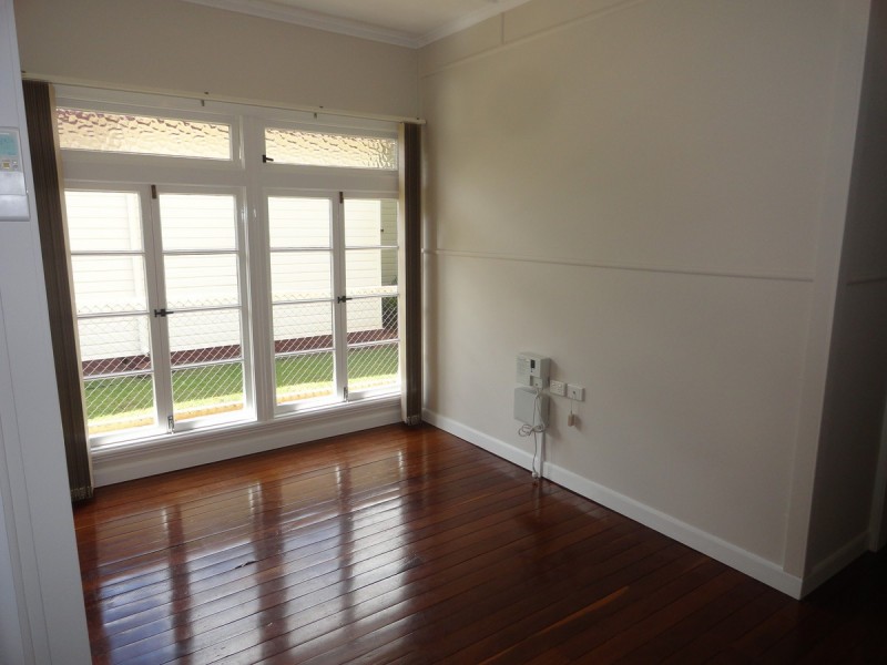 14 Lydwin Crescent, East Toowoomba QLD 4350