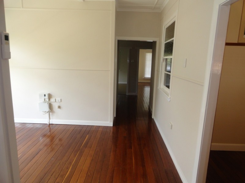 14 Lydwin Crescent, East Toowoomba QLD 4350