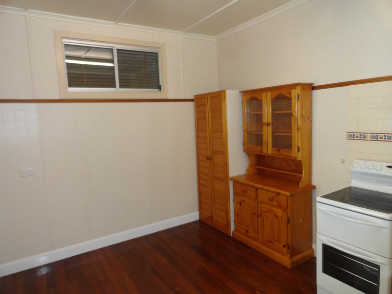 14 Lydwin Crescent, East Toowoomba QLD 4350