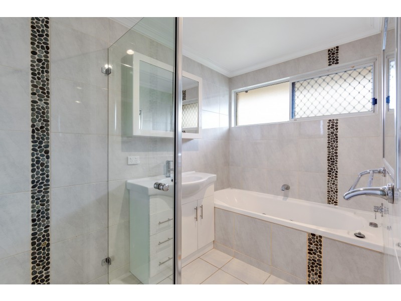 82 Jennifer Crescent, Darling Heights QLD 4350