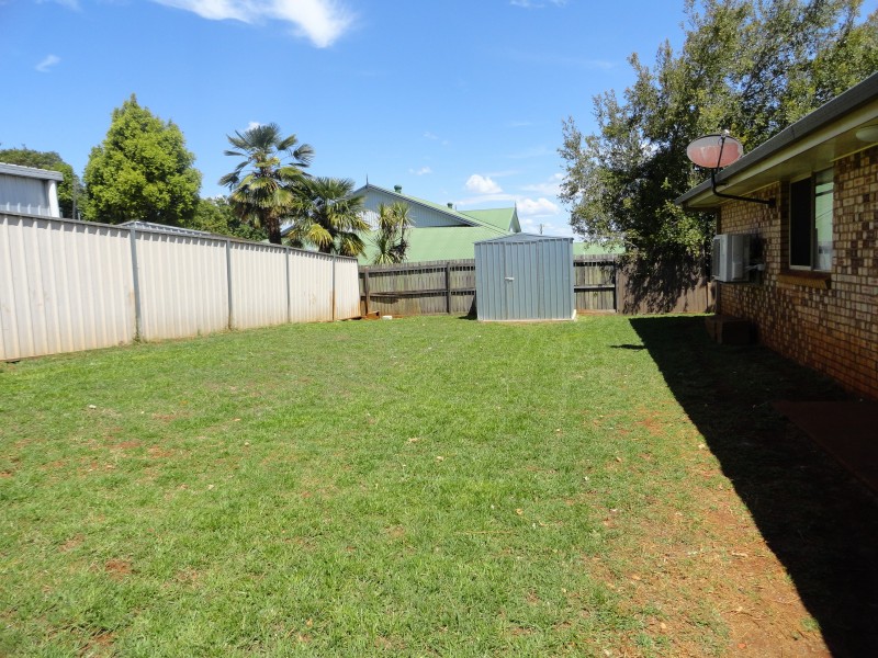 20 Liquidambar Street, Glenvale QLD 4350