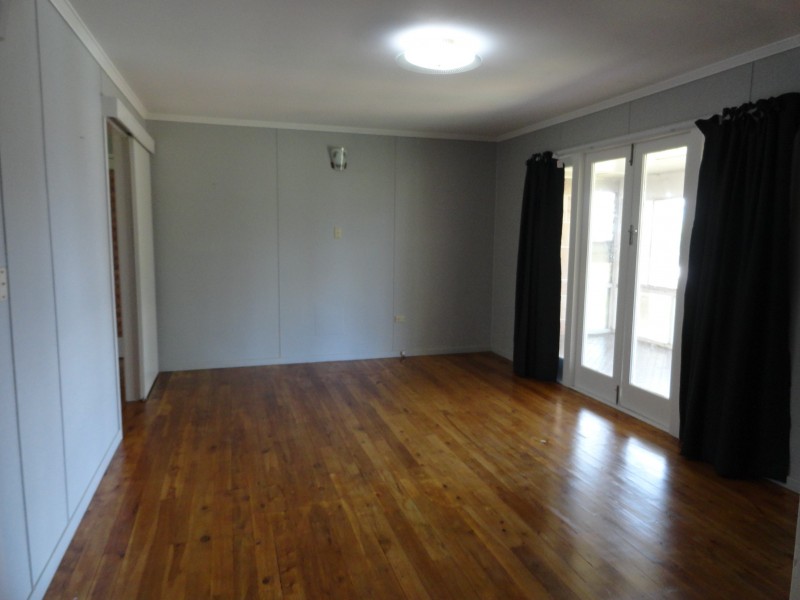 51 Hoey Street, Kearneys Spring QLD 4350