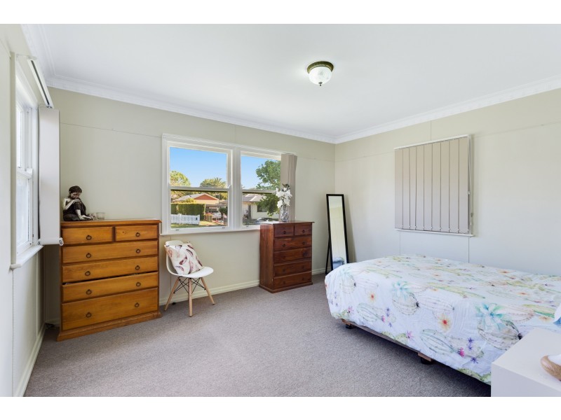 29 Perry Street, Harlaxton QLD 4350
