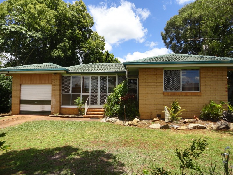 8 Skoien Street, Harristown QLD 4350