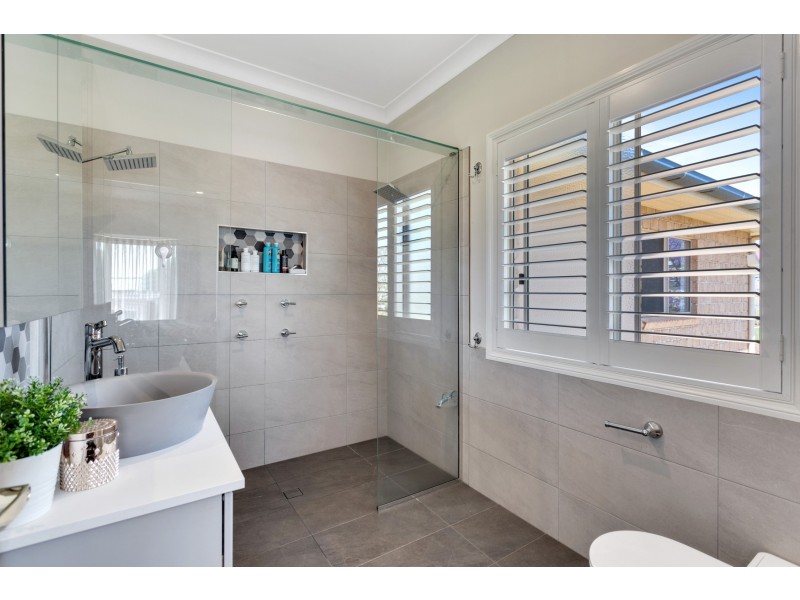 21 Michael Street, Westbrook QLD 4350