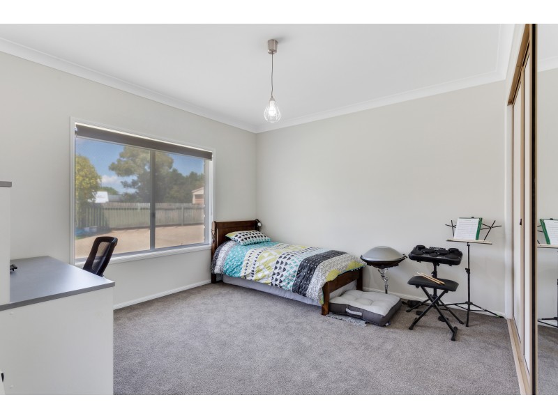 21 Michael Street, Westbrook QLD 4350