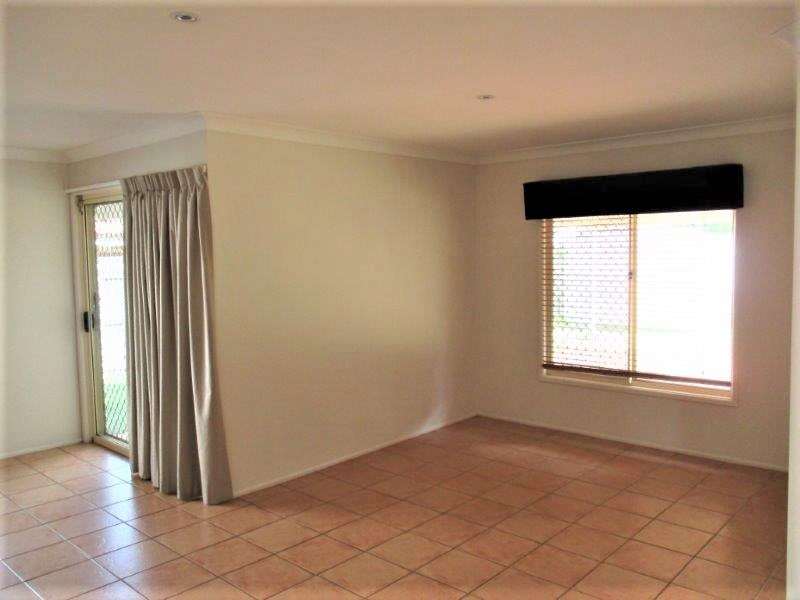 20 Bouganvillea Drive, Middle Ridge QLD 4350