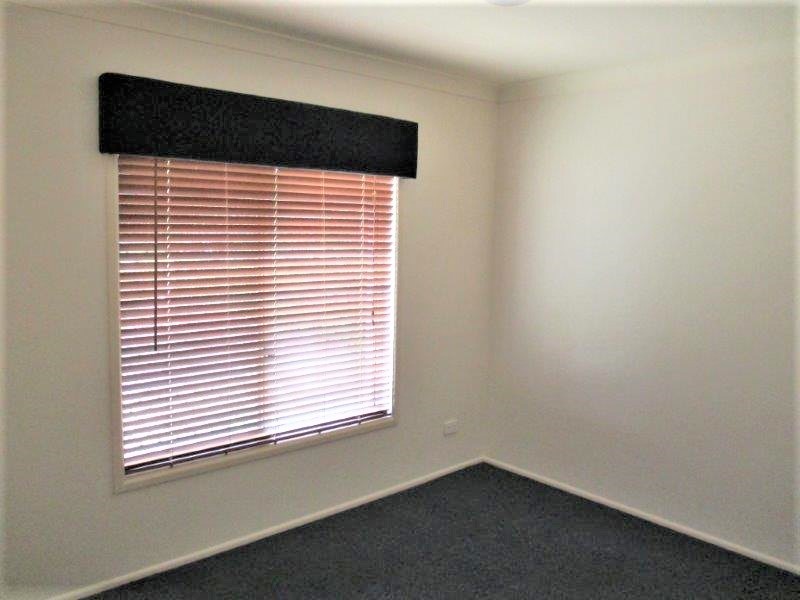 20 Bouganvillea Drive, Middle Ridge QLD 4350