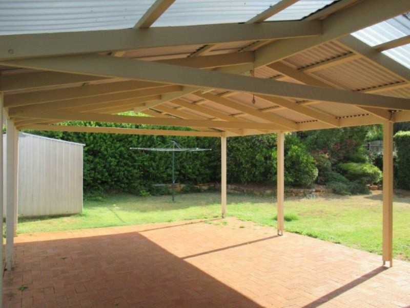 20 Bouganvillea Drive, Middle Ridge QLD 4350