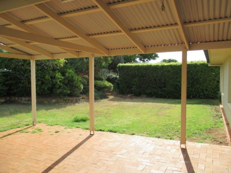 20 Bouganvillea Drive, Middle Ridge QLD 4350