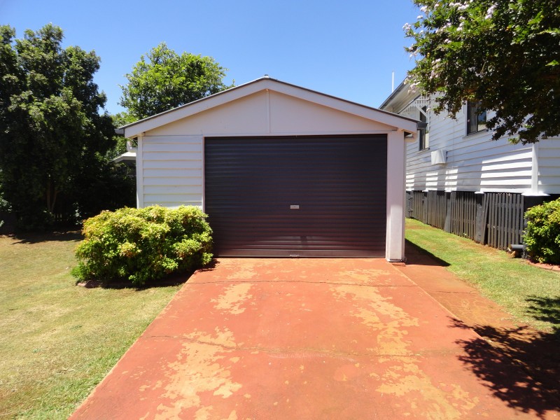 144 Russell Street, Newtown QLD 4350