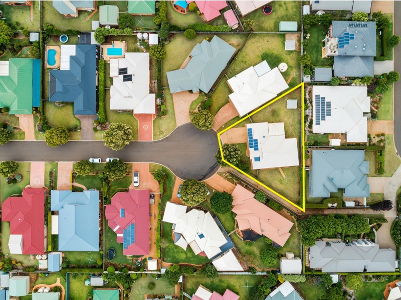 20 Lillypilly Court, Middle Ridge QLD 4350