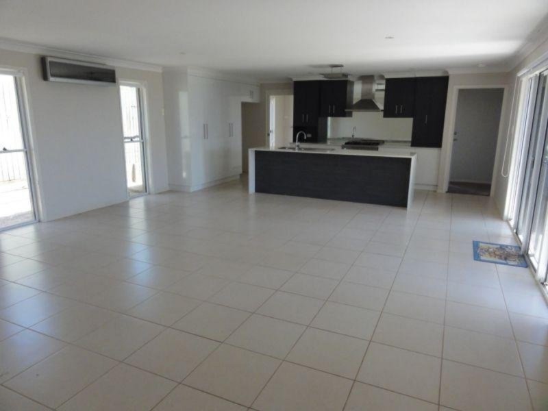 103 Aberdeen Street, Rangeville QLD 4350