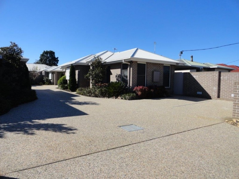 1/5 Gatfield Street, Toowoomba QLD 4350