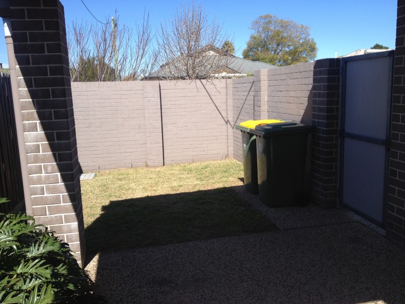 1/5 Gatfield Street, Toowoomba QLD 4350