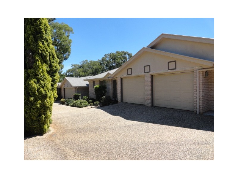 2/244 Mackenzie Street, Rangeville QLD 4350