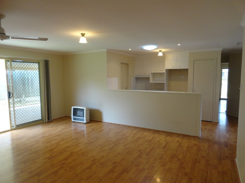 9 Todd Court, Kearneys Spring QLD 4350