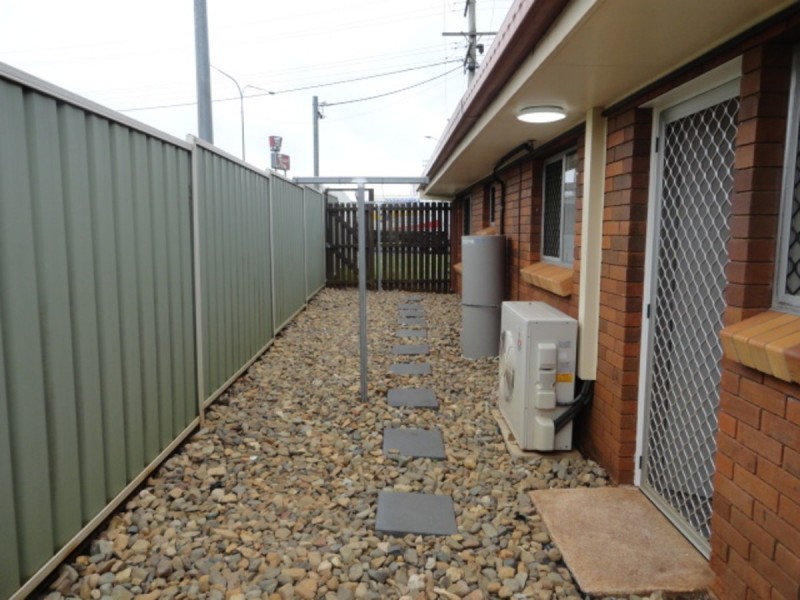 1/352B Bridge Street, Wilsonton QLD 4350