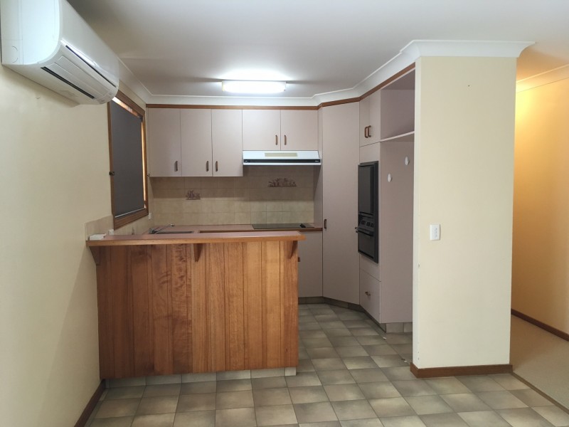 2/119 Rowbotham Street, Rangeville QLD 4350