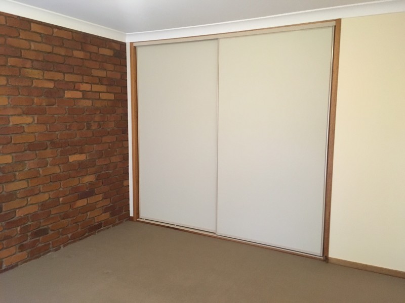 2/119 Rowbotham Street, Rangeville QLD 4350