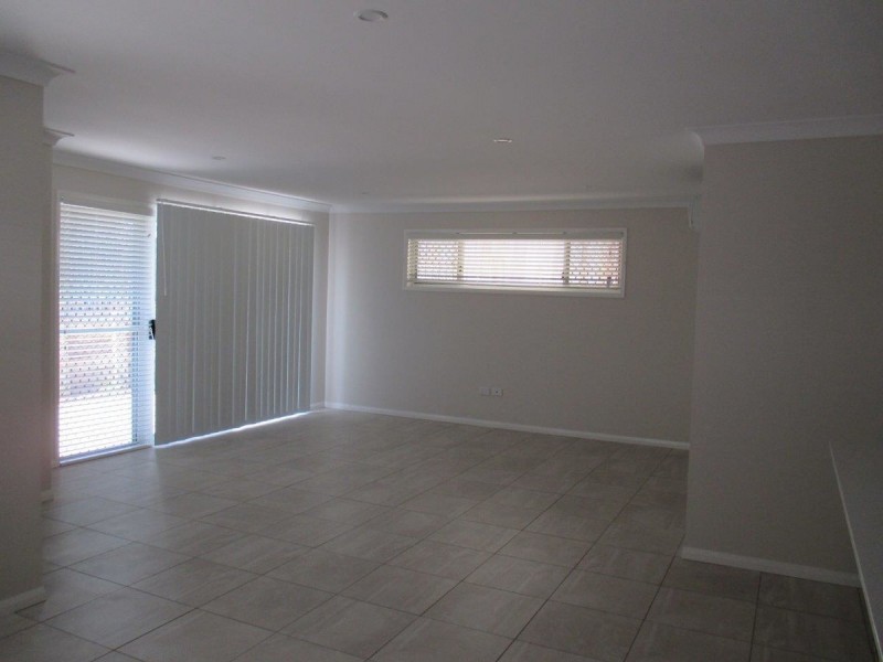 1a Bruntnell Street, Kearneys Spring QLD 4350