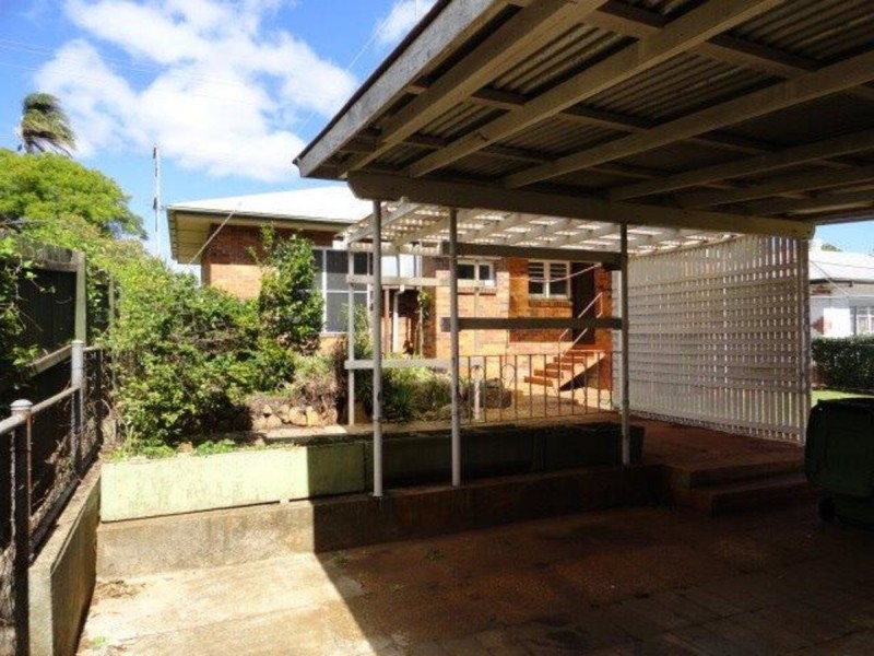 205 South Street, South Toowoomba QLD 4350