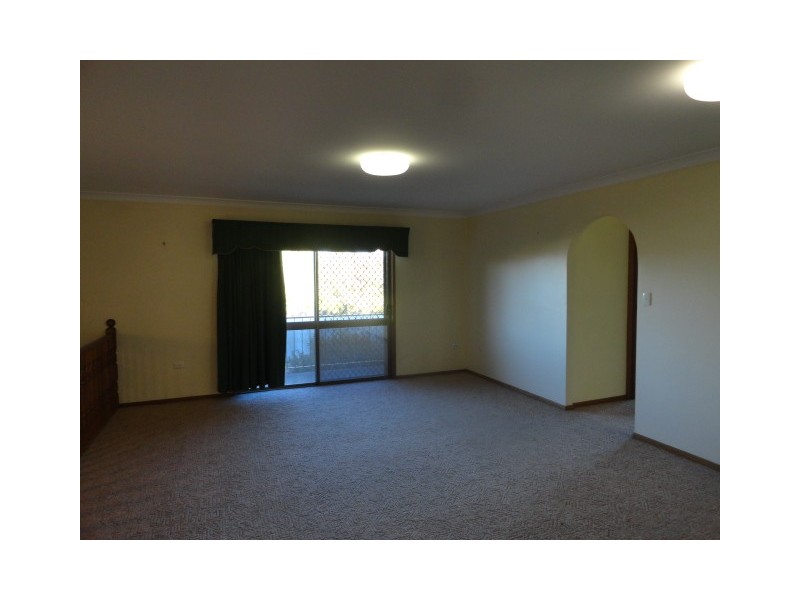 2/49 Hill Street, Toowoomba City QLD 4350