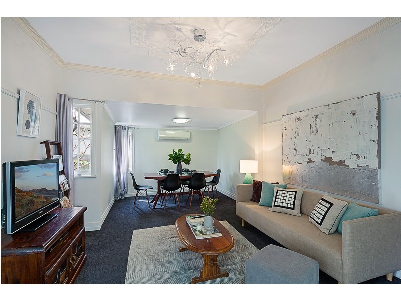 29 Collins Street, Mount Lofty QLD 4350