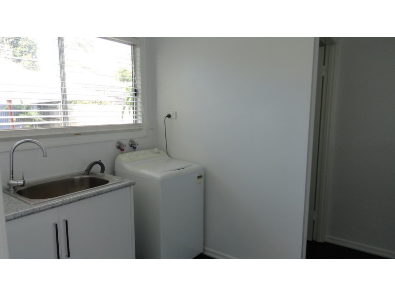 29 Collins Street, Mount Lofty QLD 4350