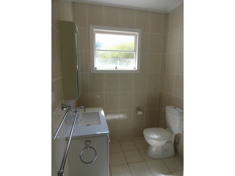 232A Herries Street, Newtown QLD 4350