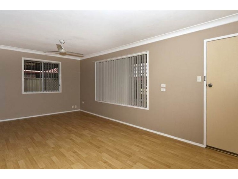 13 Nugent Crescent, Wilsonton QLD 4350